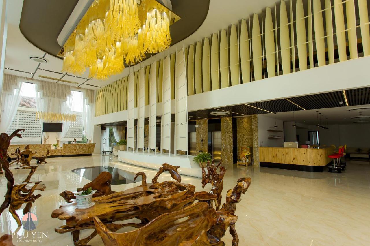 Phú Yên Everyday Hotel Tuy Hoa Exterior foto